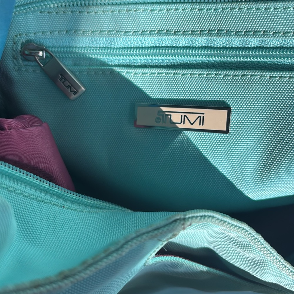 Tumi Mint Green Shoulder Bag with Blue Strap - Picture 7 of 13